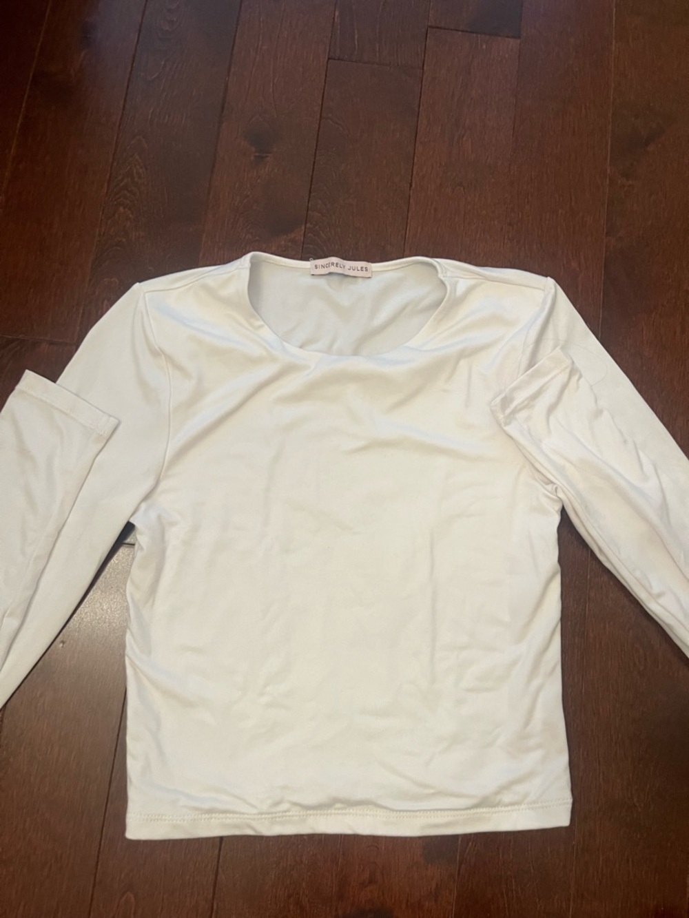Sincerly Jules Cream Long Sleeve Scoop Neck Top
